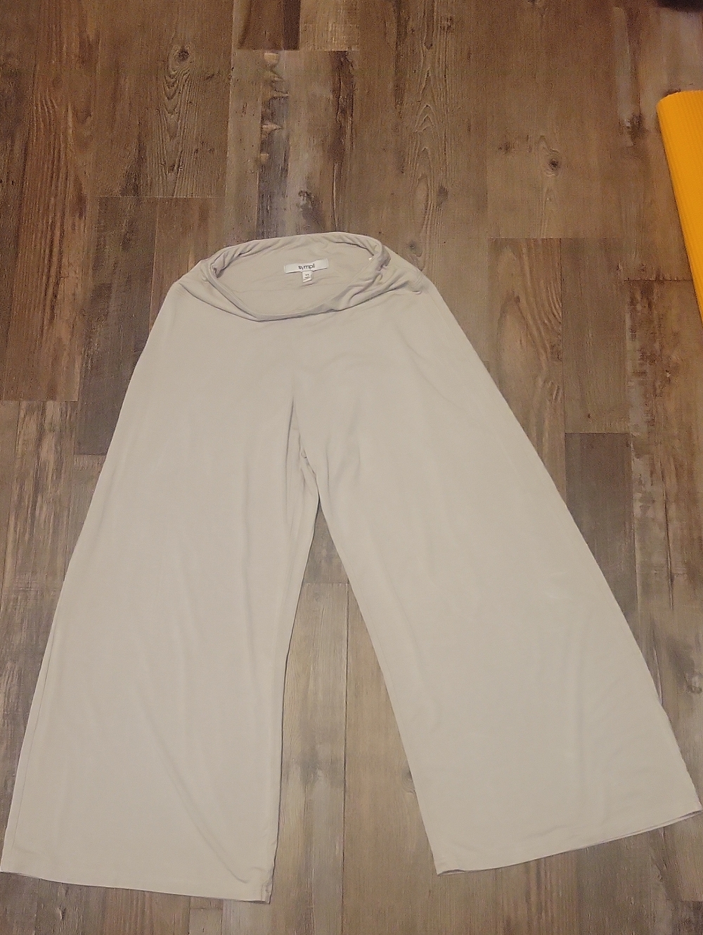 Sympli Wide-Leg Pull-On Pants in Light Gray